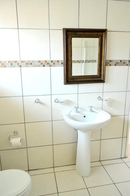 Jakobs Guesthouse & Cottage East London Quarto foto