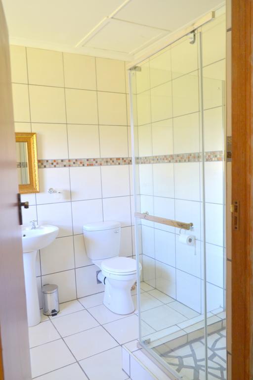 Jakobs Guesthouse & Cottage East London Quarto foto